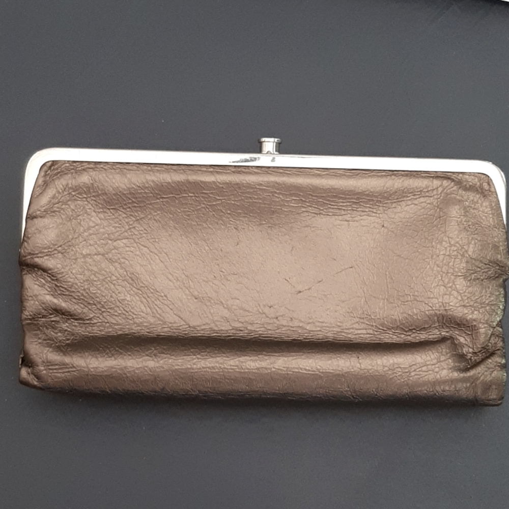 HOBO Lauren Wallet - Picture 2 of 13